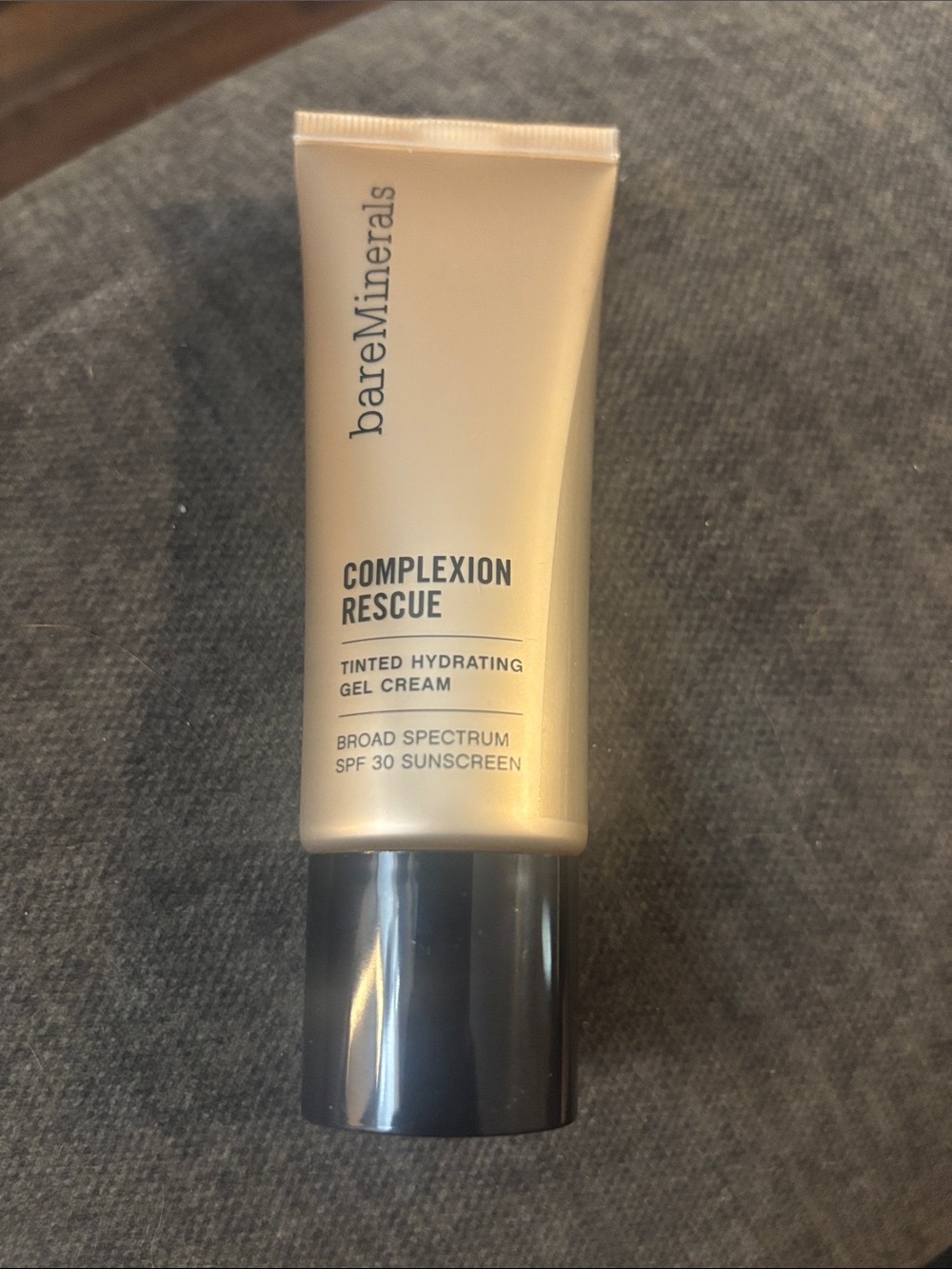 bareMinerals Complexion Rescue Tinted Hydrating Gel Cream Natural 05 new in box